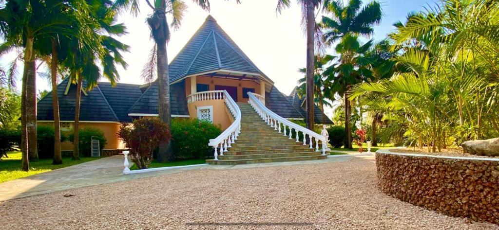 Sunset Villa Boutique Resort Diani Beach Dış mekan fotoğraf